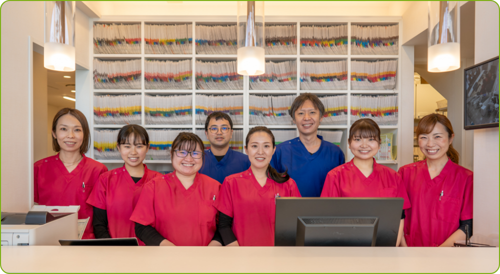 たきざわ歯科布施クリニック スタッフ集合写真