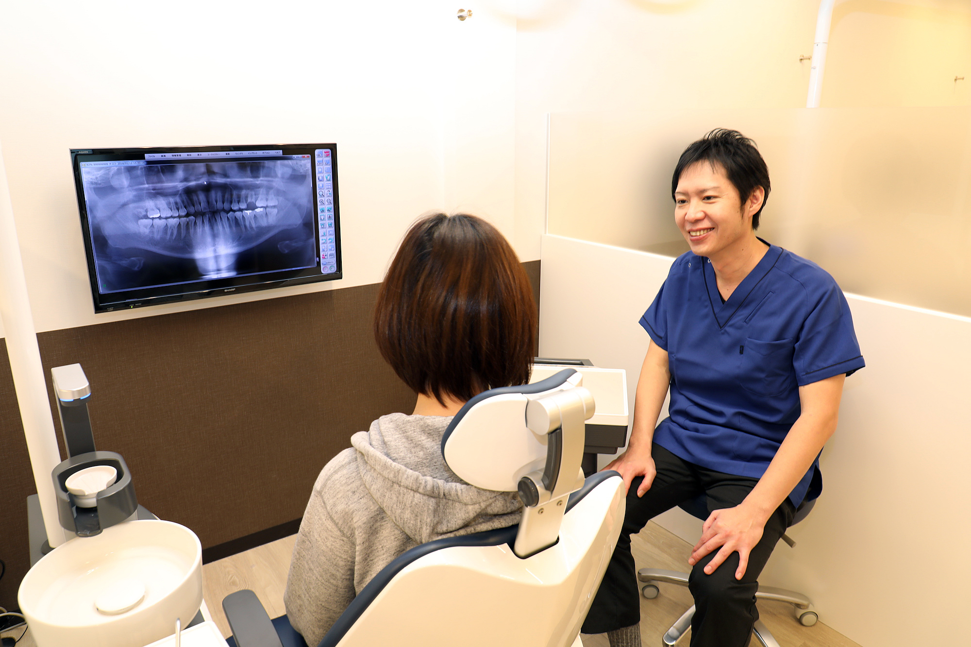 東大阪、布施駅のたきざわ歯科布施クリニックの医院長